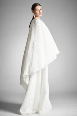 Aura Coat - Ivory -Sachin and Babi US AURACOAT IVORY SIDE