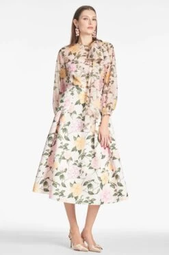 Lydia Skirt - Pink Lemonade Bouquet 13 Lydia Skirt - Pink Lemonade Bouquet -Sachin and Babi US CHARLOTTETOP LYDIASKIRT PINKLEMONADEBOUQUET FRONT3 3250f1a5 47bf 46aa bfd2 219a65bec3a5