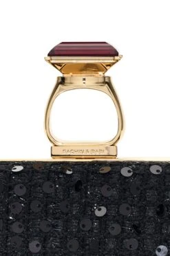 ON THE ROCKS CLUTCH - BLACK -Sachin and Babi US SHOT 01 071 DETAIL