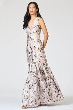 RORI GOWN - MISTY MAGNOLIA -Sachin and Babi US SHOT 56 038 5e5dbd95 299b 412b a34d a5703a22ffef