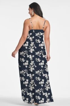 Sienna Gown - Navy Venetia Petal -Sachin and Babi US SIENNAGOWN NAVYVENETIAPETALS BACK7 142f146b c208 49a8 b1dd 940132d89b4b